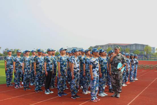 见习记者高雨凌 (4)