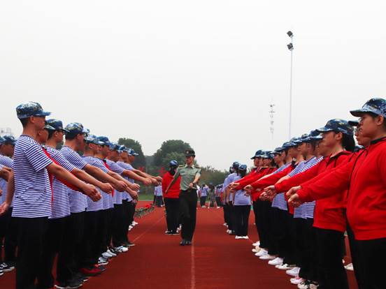 见习记者曹文兴 (13)