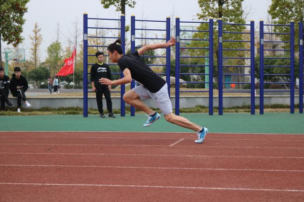 见习记者 刘思艺 (5).JPG