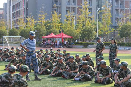 见习记者闫雨祺 (1)