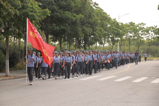 学生记者  刘佳琪 (6)