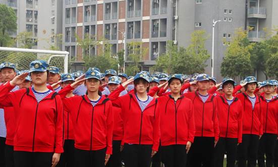 见习记者曹文兴 (2)