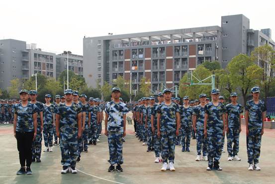 学生记者 刘佳琪 (96)