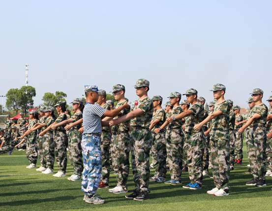 见习记者闫雨祺 (2)