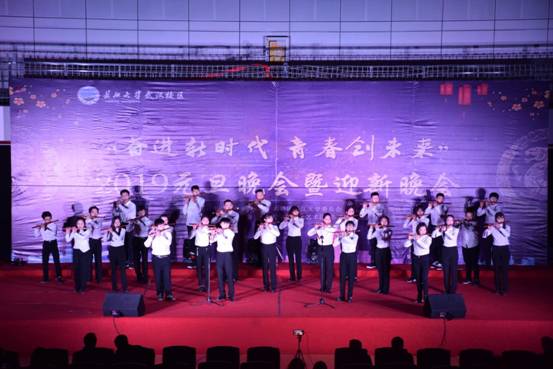 学生记者 汪晓昊 (2)